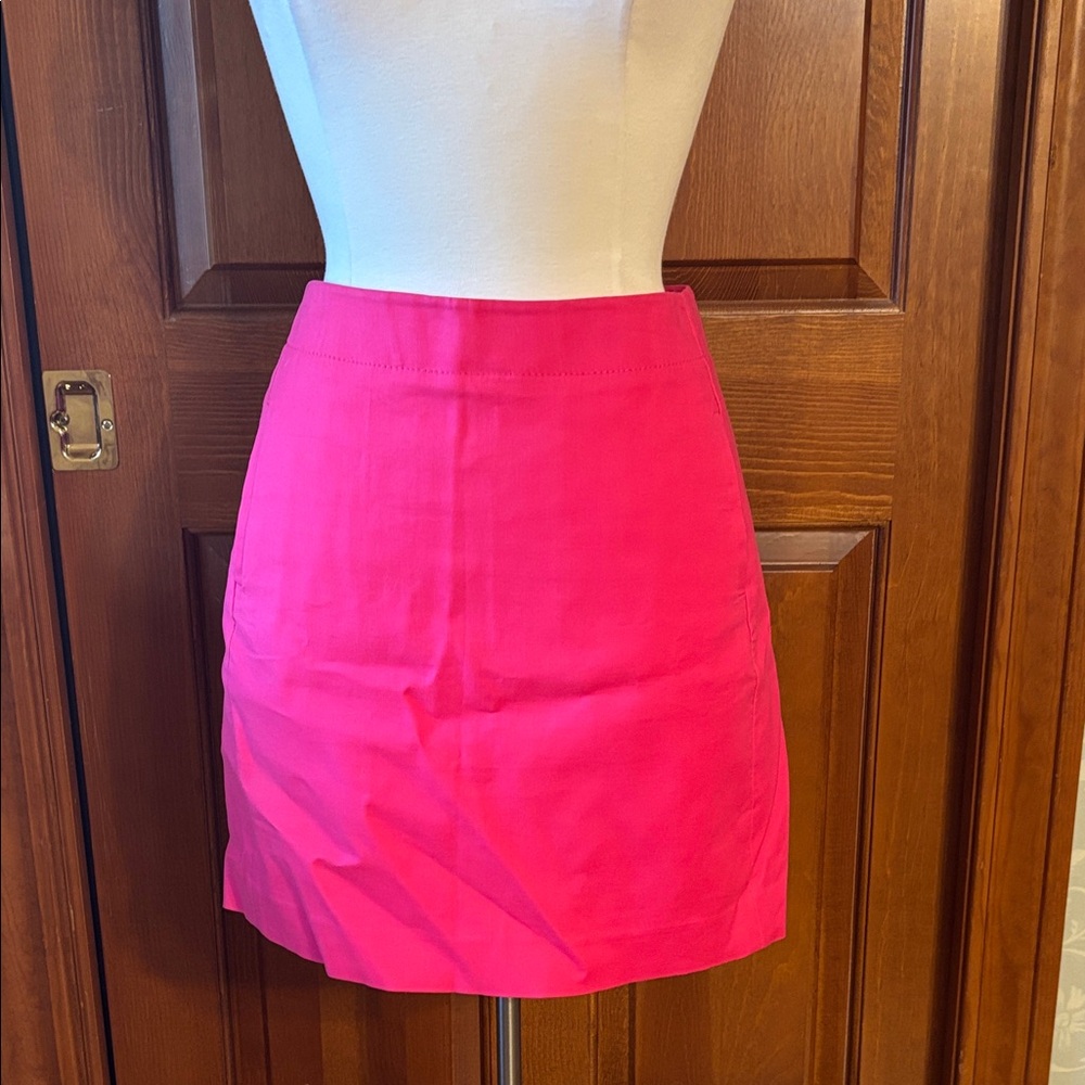 LOFT Bright Pink Mini Skirt. Size 4P